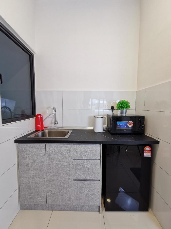 Apartament 1 Traders Garden 1Br Pool View With Hispeed Internet Netflix Cheras Zewnętrze zdjęcie